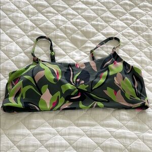 Athleta Floral Print Bikini Top